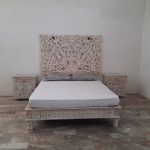 WHITEWASH CARVING BEDROOM SET OF 4 HEADBOARD BEDBASE BEDSIDE